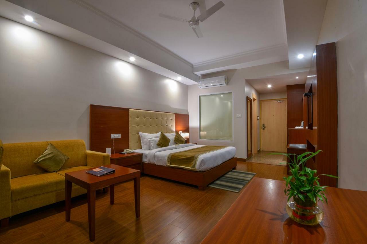 เดอะ บลิส ปาลัมปุระ Hotel ปาแลมปูร์ ภายนอก รูปภาพ